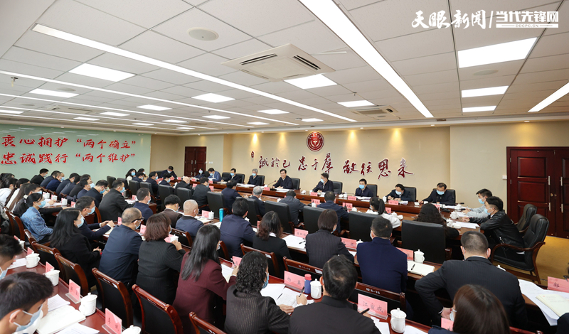 1667211159708166.jpg WEN_5866---李炳军与beat体育365官网师生代表座谈,深入交流学习党的二十大精神体会。闻双摄_副本.jpg